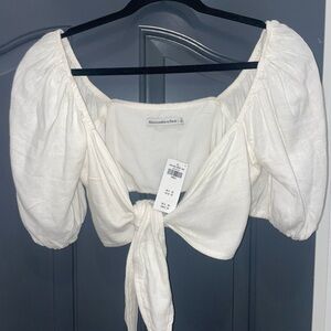 Abercrombie white brand new tie front crop top with tags never been worn